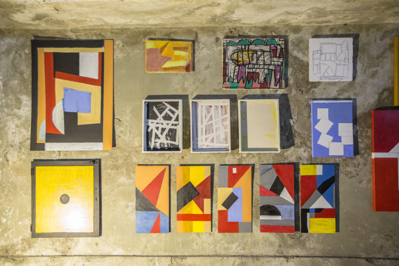  Obra(s) por Tantão (Carlos Antonio Mattos).  Da atividade Manjar: Lucia Laguna, Mariwô, Maxwell Alexandre, Tantão. 