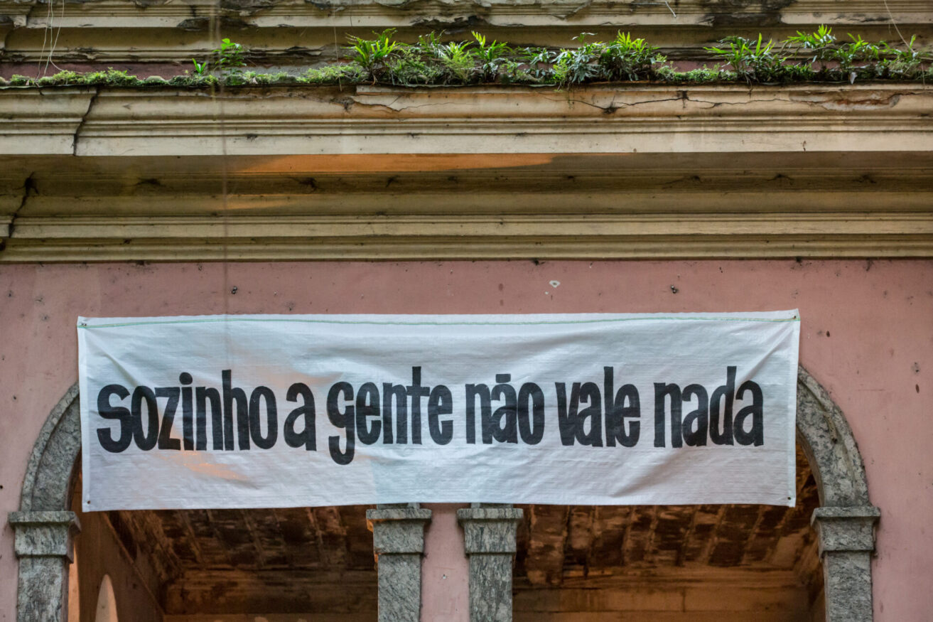  Obra(s) por Traplev.  Da atividade Manjar: Somos Muitxs. 