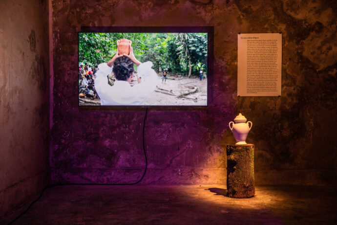  Obra(s) por Maya Quilolo.  Da atividade Manjar: Em tudo que vive, tudo que flui. 