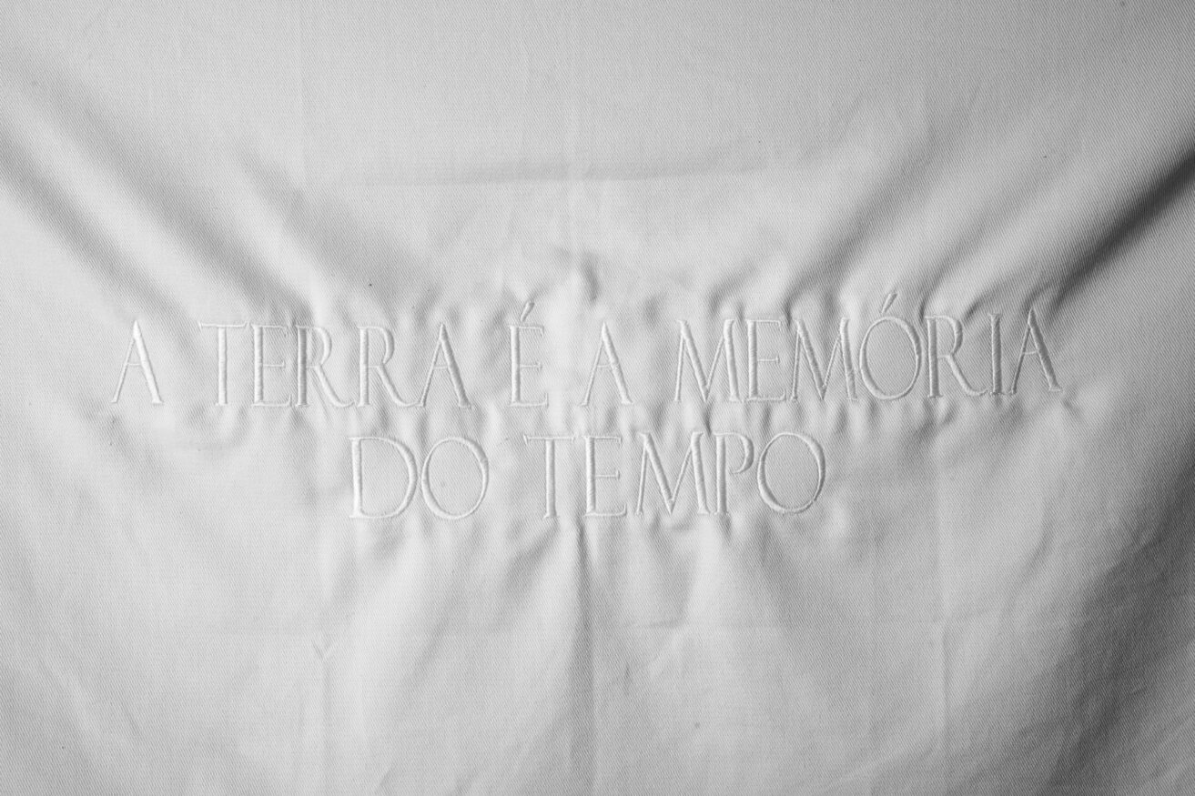  Work(s) by Abiniel João Nascimento.  From activity AFLUENTE [ArtRio]. 